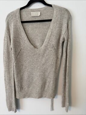 Zadig & Voltaire Light Gray V-Neck Knit Sweater